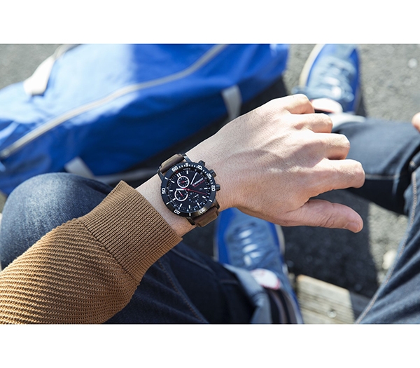Wenger Men's Roadster Black Night Chronograph - Analogue Quartz Stainless Steel Watch 01.1843.107