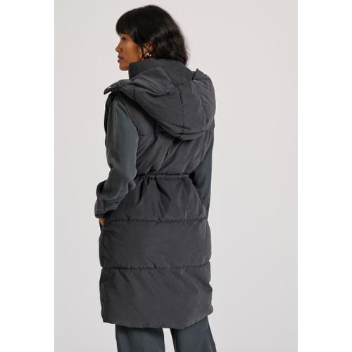 Women's Loose-Fit Long Puffer Vest with Quilted Design