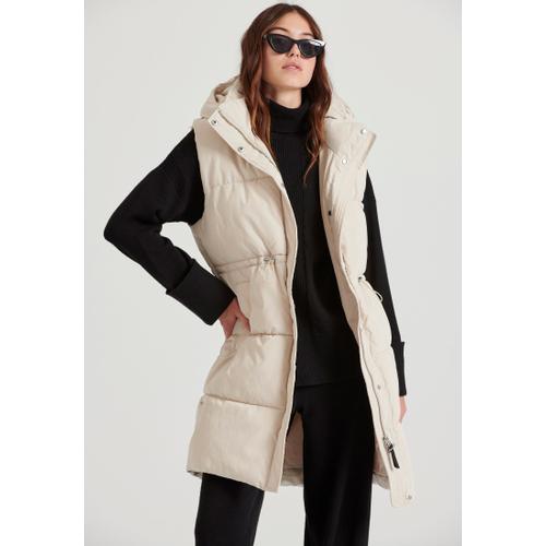 Women's Loose-Fit Long Puffer Vest with Quilted Design