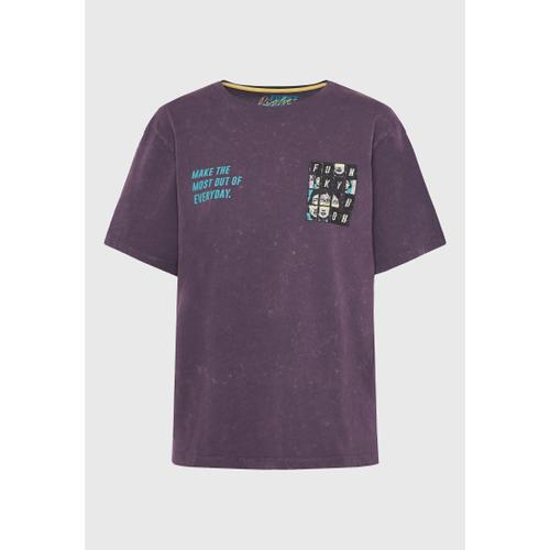 Women's Relaxed Fit Garment Dyed T-shirt with Print On The Back