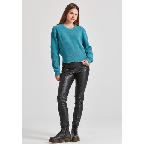 Women’s Crew Neck Chenille Short Sweater with Regular Fit