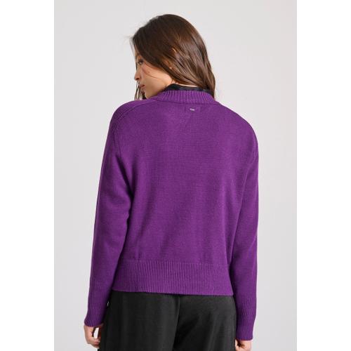 Women's Viscose Pullover with Ribbed Hem and V-Neckline