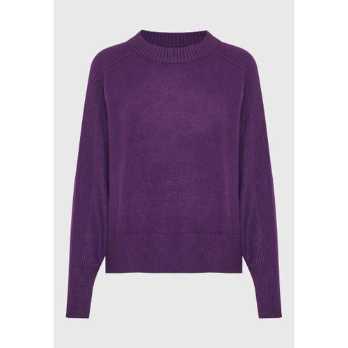Women's Viscose Pullover with Ribbed Hem and V-Neckline