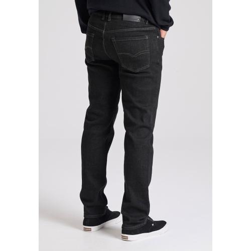 Men’s Straight Fit Jeans, 5 Pockets, Mid-Rise, Zip & Button Fly Closure