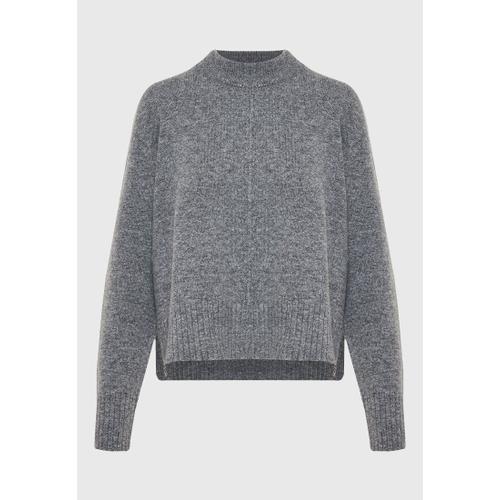 Women's Relaxed Fit Crew Neck Sweater with Rib Knit Finishes