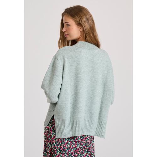 Women's Relaxed Fit Crew Neck Sweater with Rib Knit Finishes