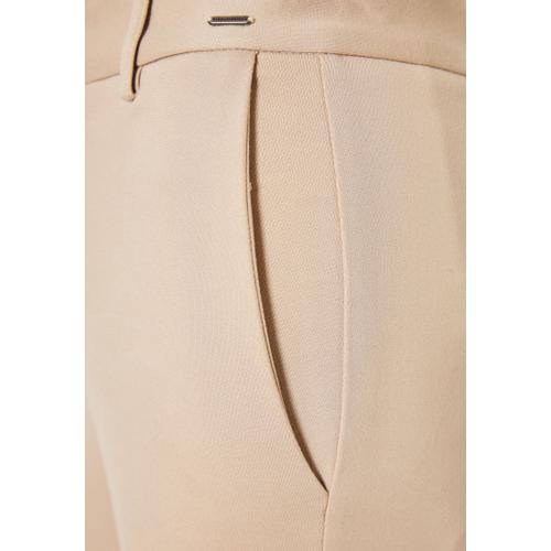 Women's Tailored Pants with High-Rise Waist and Cropped Design