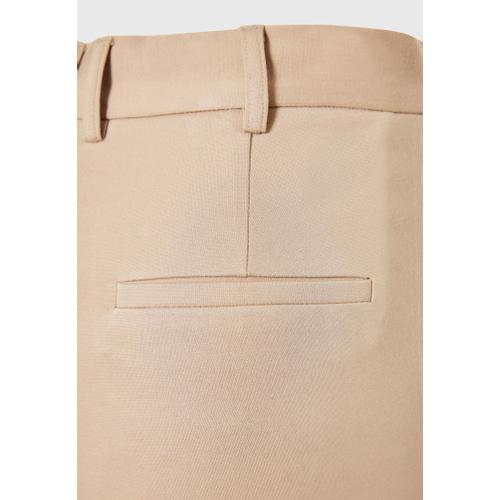 Women's Tailored Pants with High-Rise Waist and Cropped Design