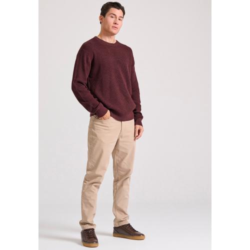 Men's Loose Fit Casual Sweater with Logo Badge, Rib Knit Finishes & Plain Pattern