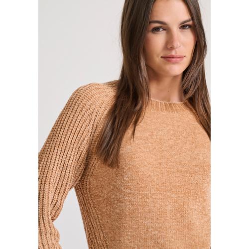 Women's Crew Neck Chenille Pullover with Logo Badge Above the Hem