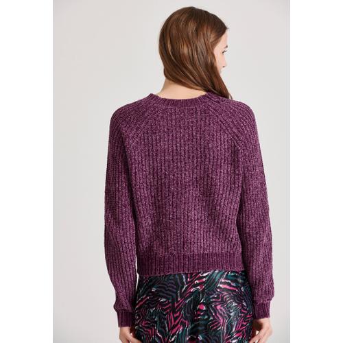 Women's Crew Neck Chenille Pullover with Logo Badge Above the Hem