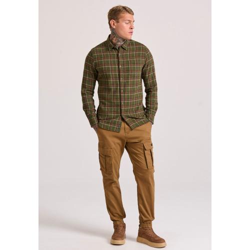 Men’s Flannel Plaid Shirt with Chest Pocket, Regular Fit & Classic Collar