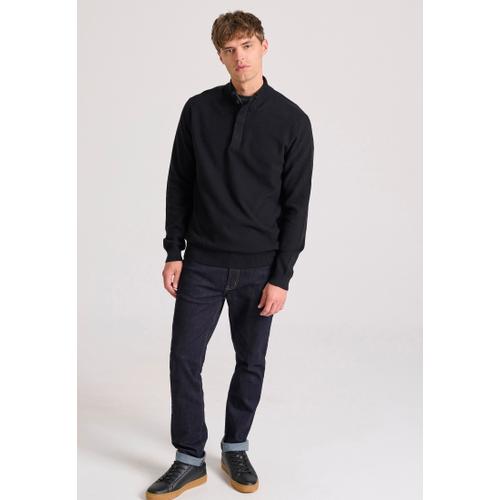 Men's Half-Zip Sweater with Button Placket Closure, Ribbed Finishes & Regular Fit