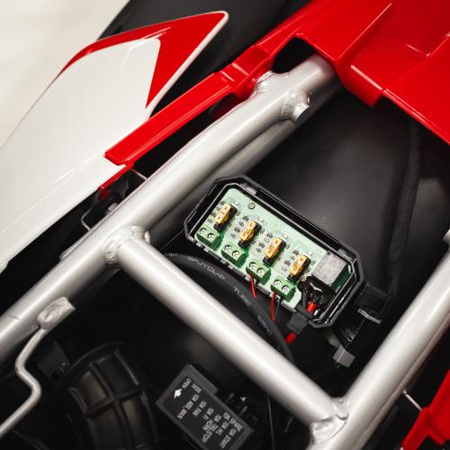 Junction Box 12V with Fused Power Outlets – Motorcycle 4-Way Relay Connection Hub with LED Status & Ignition Shut Off