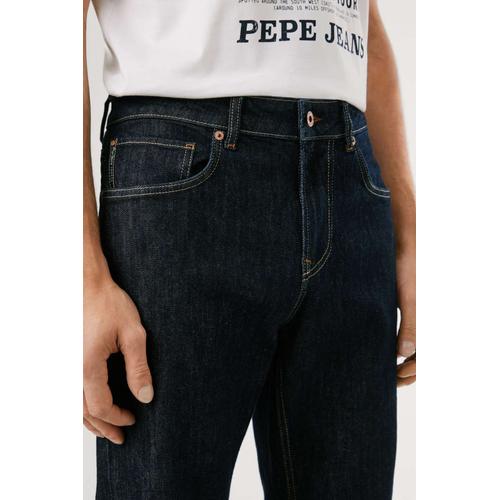 Men's Cash Straight Fit Mid-Rise Jeans with Contrast Colour Stitching